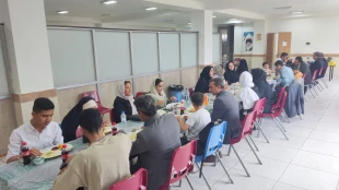 با حضور سرپرست دانشگاه ملی مهارت واحداستان زنجان دکتر آراسته انجام گرفت: تجلیل از فرزندان دارای رتبه علمی کارکنان آموزشکده ابهر 
 2