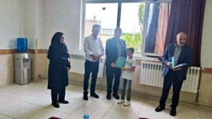 با حضور سرپرست دانشگاه ملی مهارت واحداستان زنجان دکتر آراسته انجام گرفت: تجلیل از فرزندان دارای رتبه علمی کارکنان آموزشکده ابهر 
 2